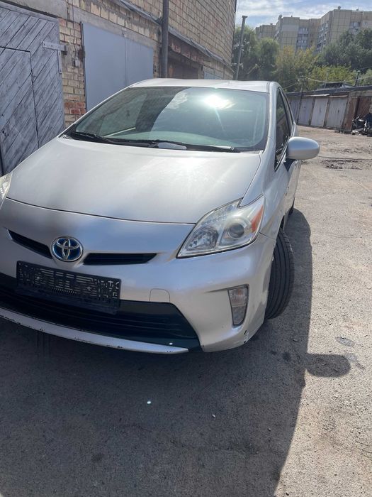 Тойота Пріус 1,8 гібрід мотор і навісне TOYOTA PRIUS