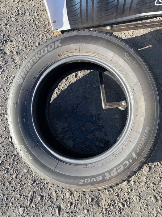 Шини 225/60 R16 Hankook зима 2022 рік 7/6,3 мм