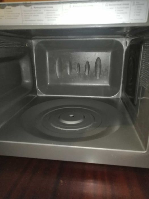 Мікрохвильова піч LG MS 2343 DARS