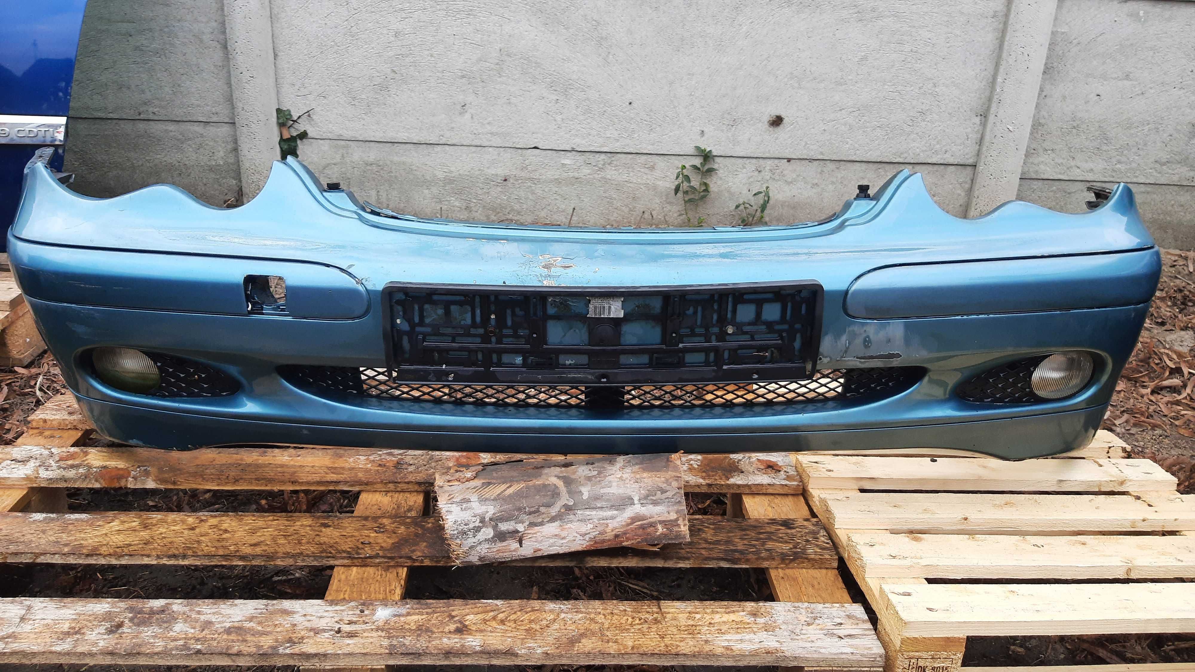 zderzak przedni przód Mercedes C w203 lak. 941