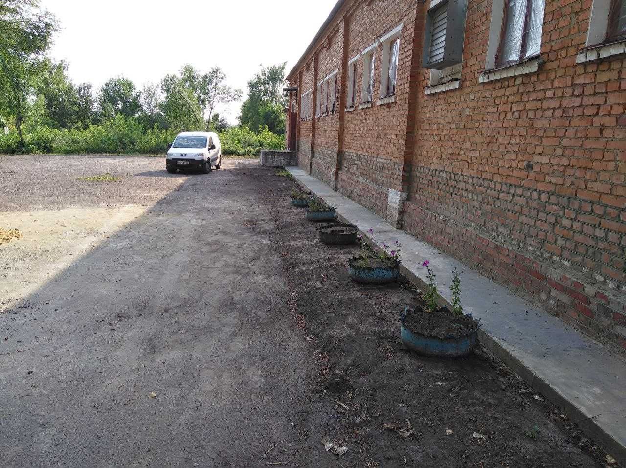 Продаж спеціального приміщення на вул. Ситника 4, площа 411.5 кв.м