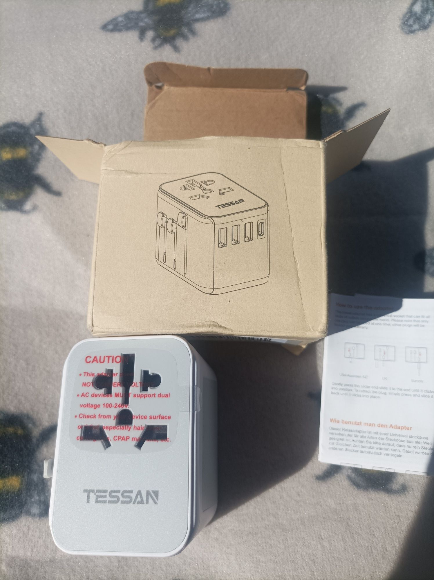 Adapter podróżny USA AUS UK EU 5V Tessan 633FC USB A USB C
