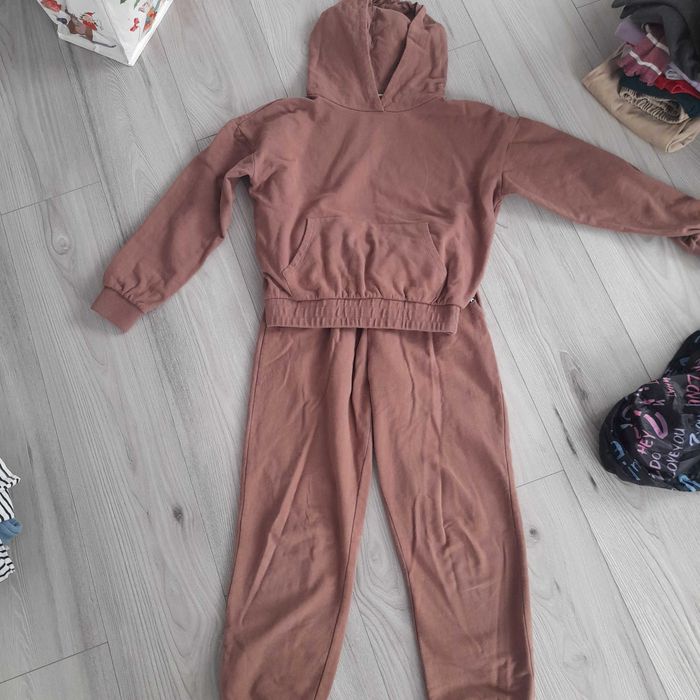 Спортивний костюм ,кофти для дівчинки