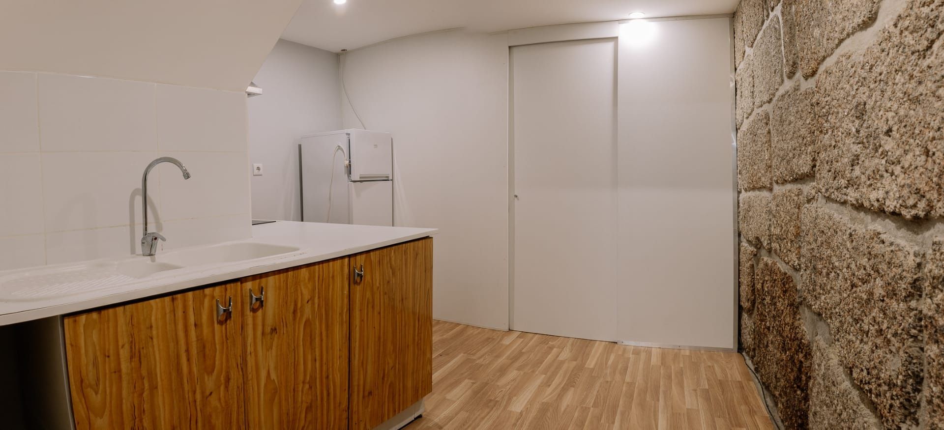 Aluguer estudio Av. D. Joao I Guimarães