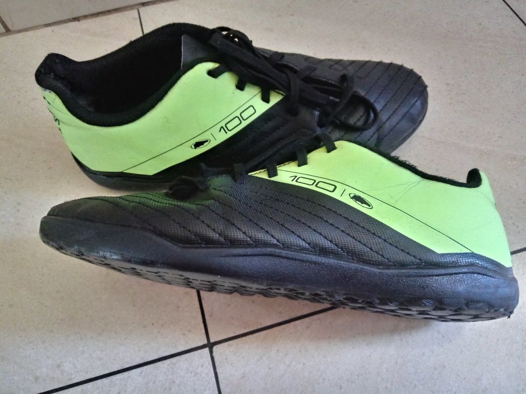 Buty dla dziecka do piłki nożnej, piłkarskie turfy Kipsta r.38