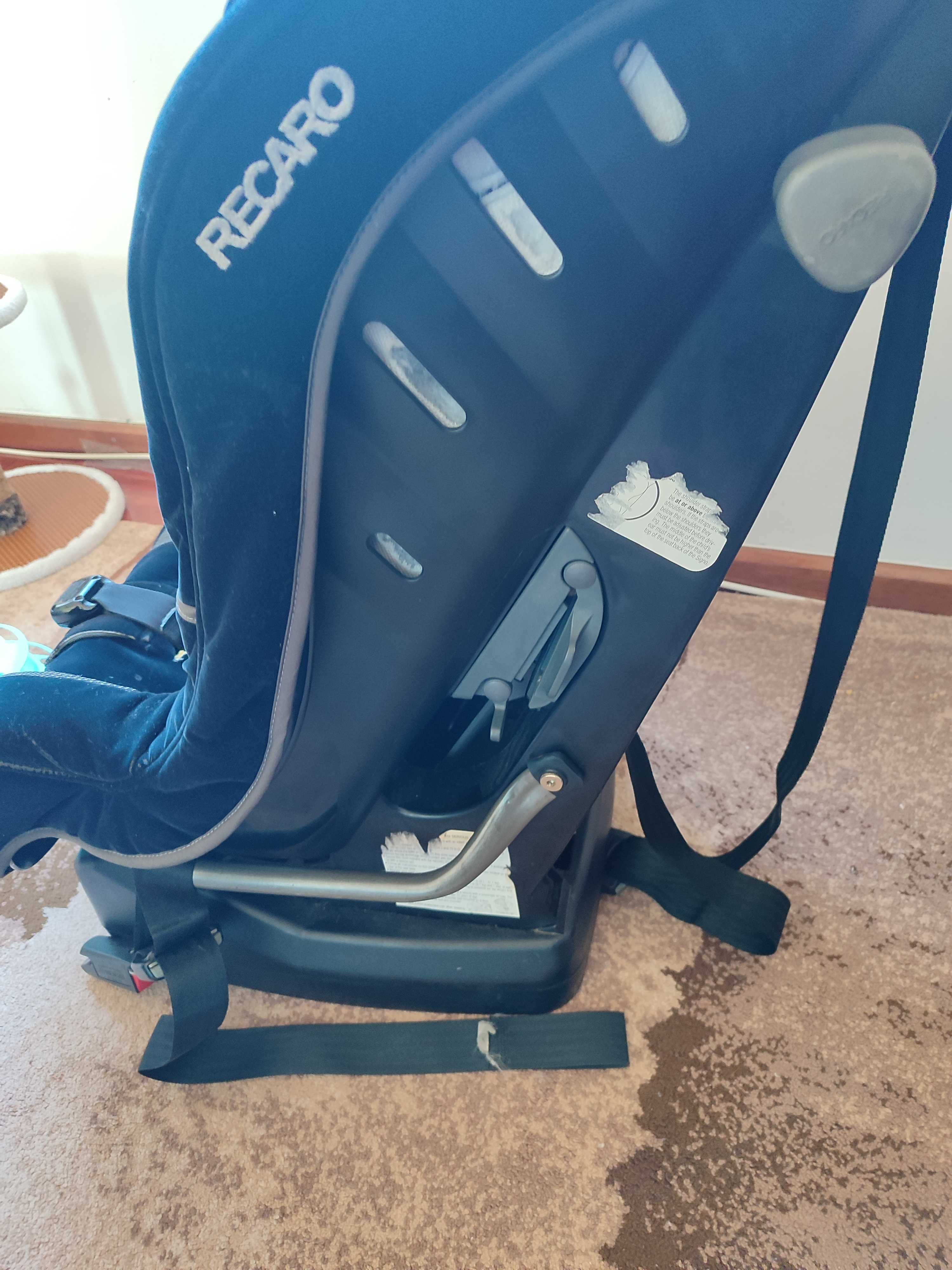 Cadeira automóvel Recaro com isofix