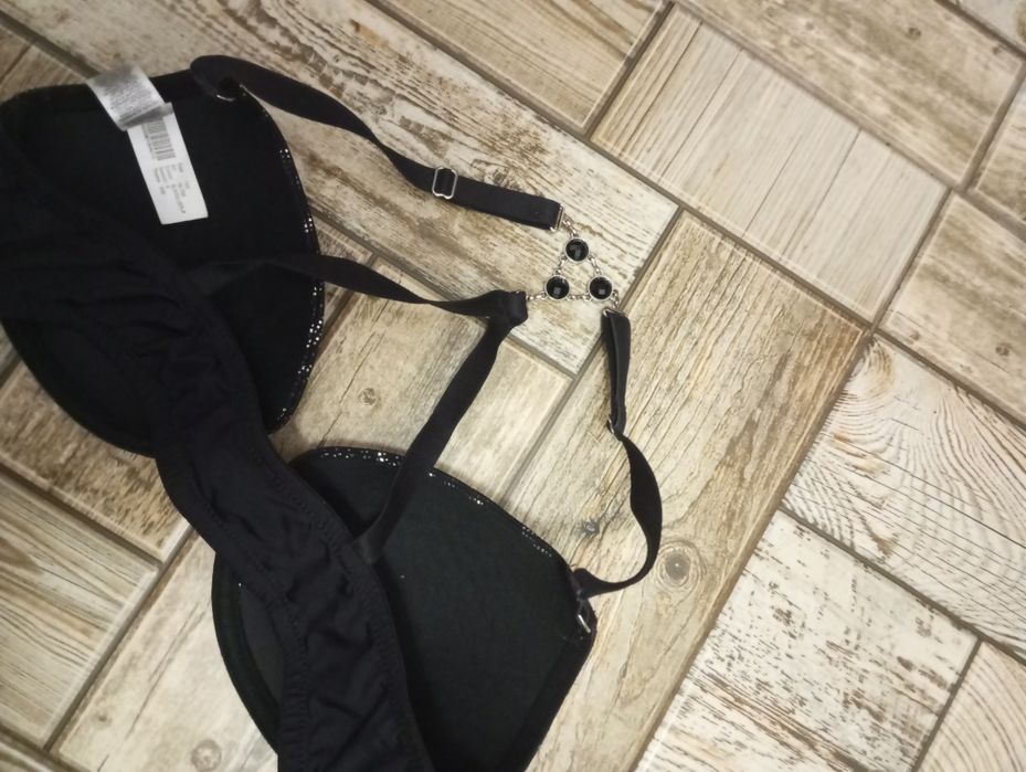 Ефектний бюст New Yorker 75C