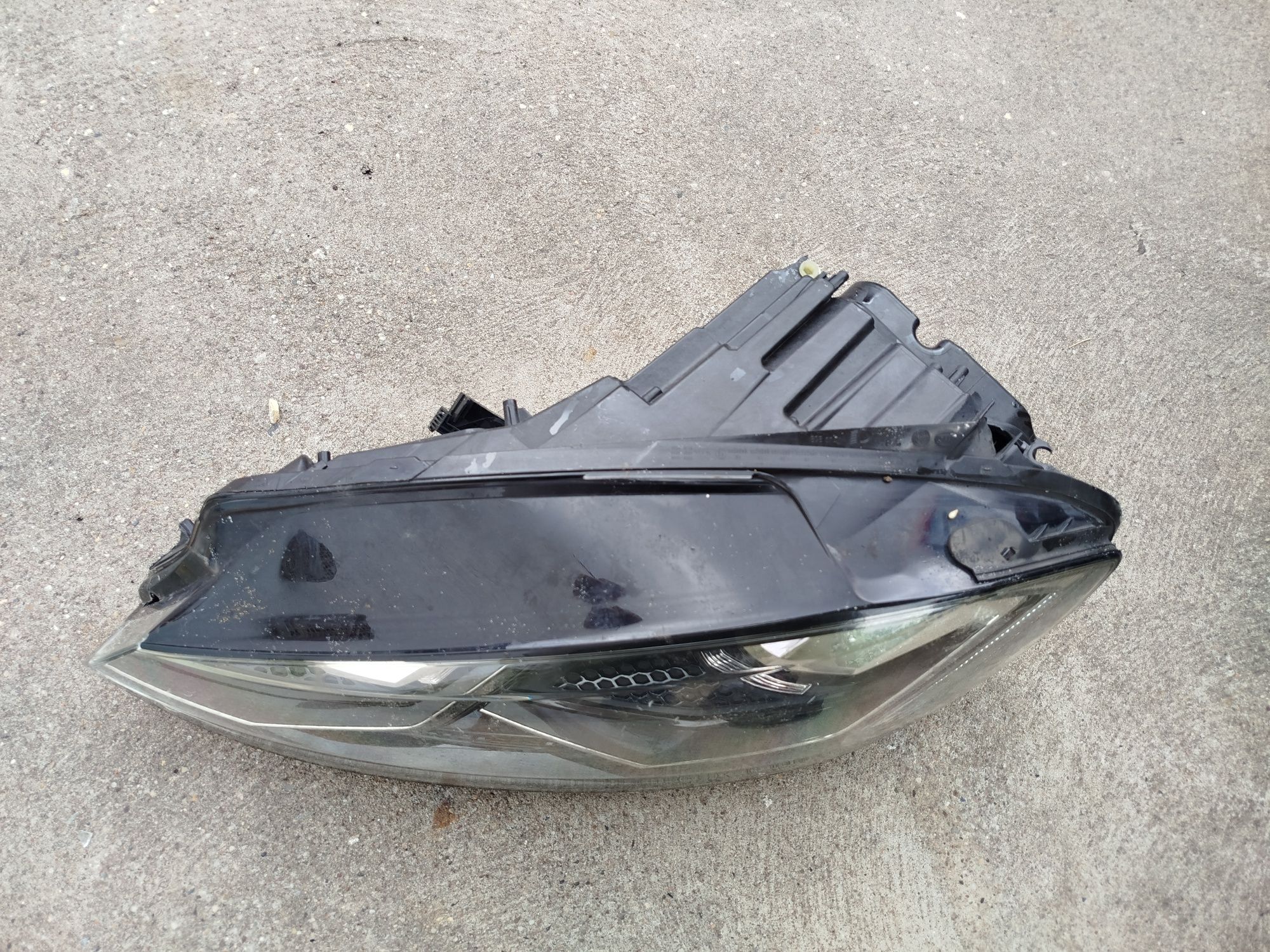 VW GOLF VII 7 FL Lift R-LINE Full Led Lampa Lewa Uszkodzona