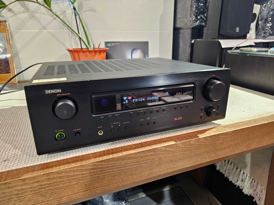 Стерео ресивер Denon DRA-500AE AM/FM Stereo Receiver