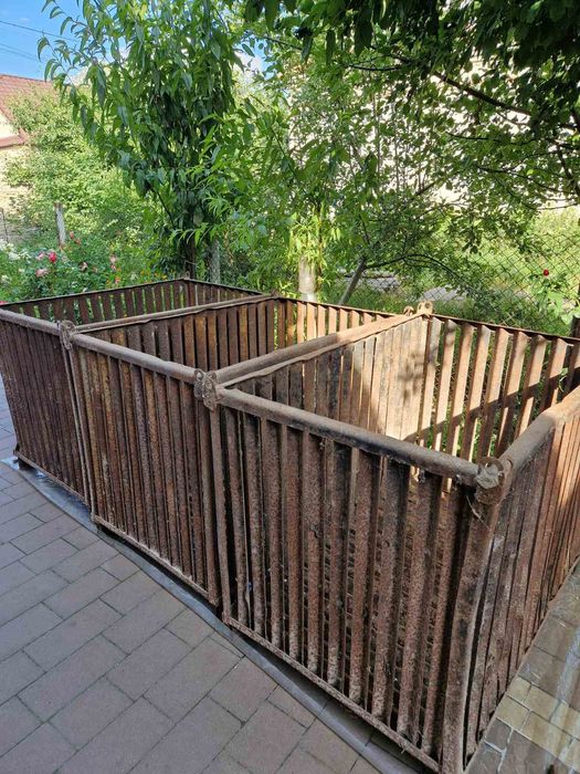 Контейнери (металеві ящики) для зберігання овочів