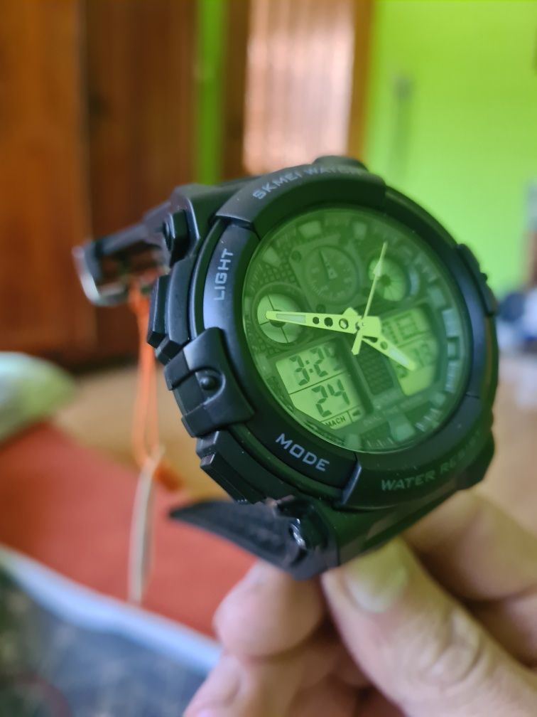 Zegarek SKMEI solidny przyjemnie wykonany jak G-shock