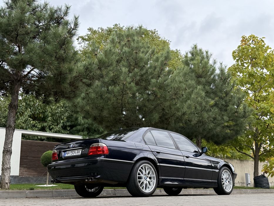 BMW 735i Steptronic 3.5 бензин/газ 2000 г