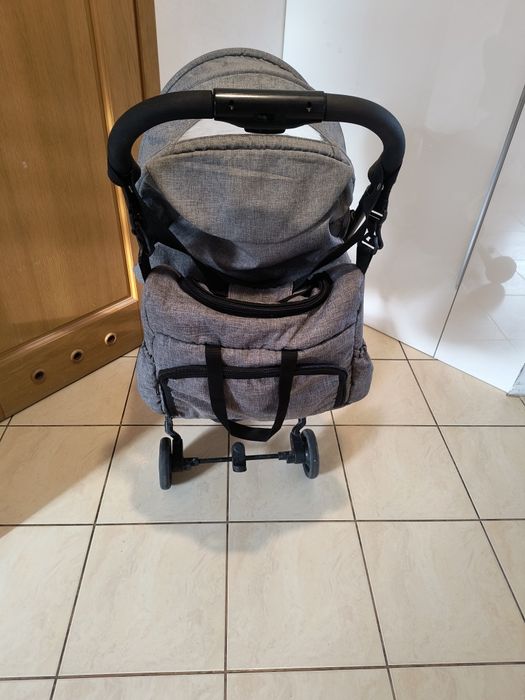 Wózek spacerowy Kinderkraft z torbą
