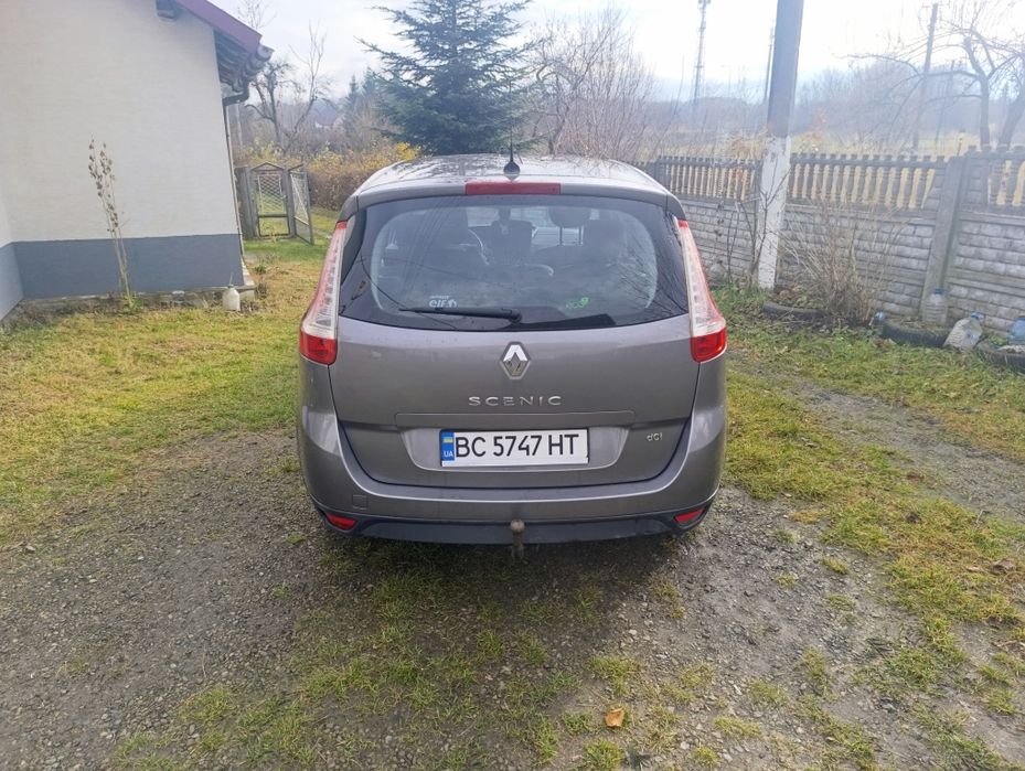 Продам renault grand scenic 2010 1.9 dci