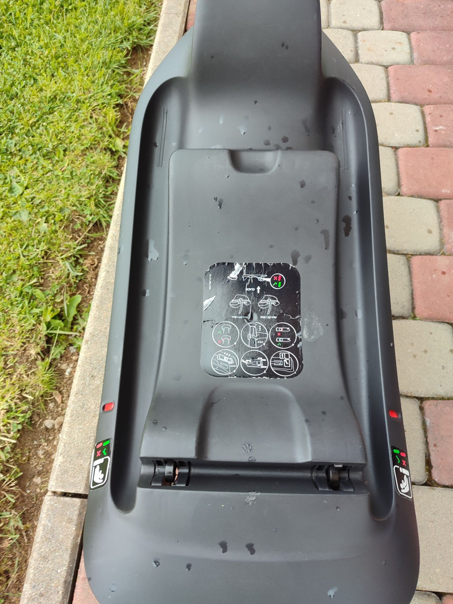 Cybex Aton B2 i-Size + Baza Base One – Zestaw dla Maluszka