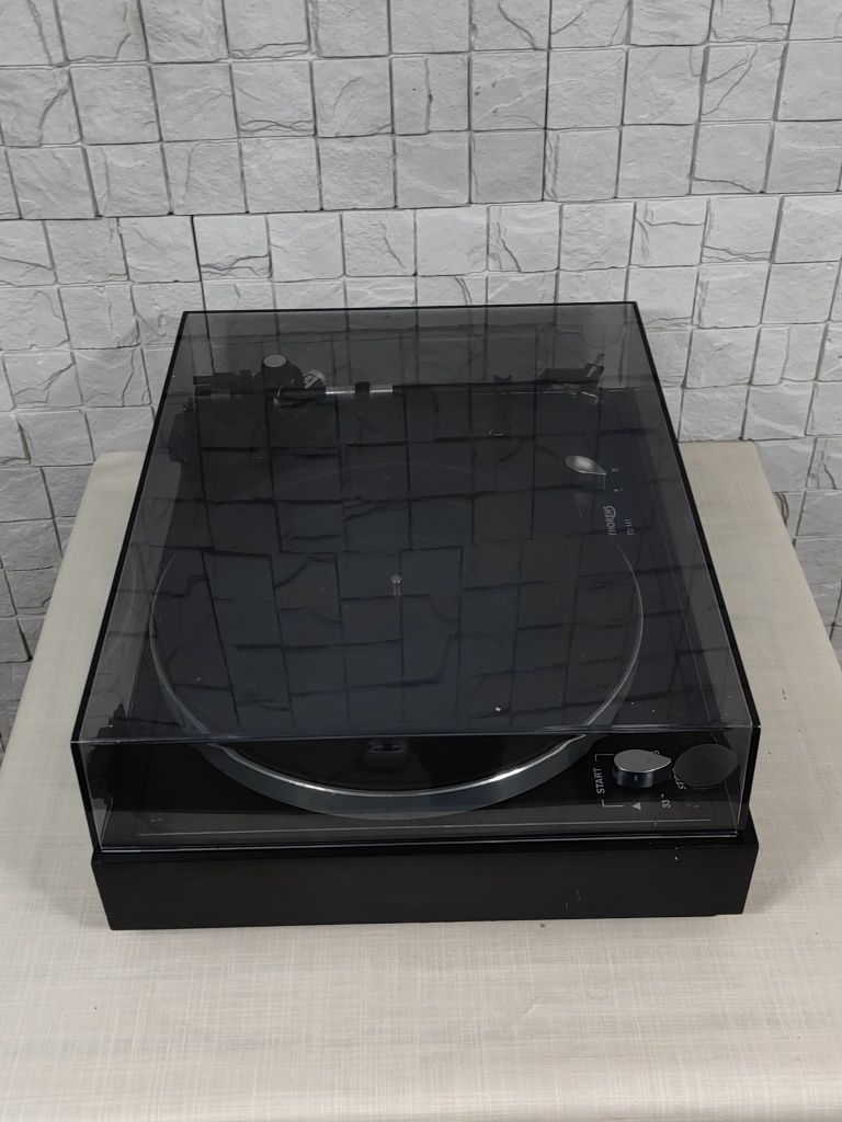 Thorens TD-147 Wysokiej klasy gramofon