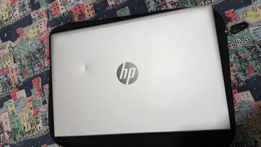 Portátil HP ProBook 440 G8 Laptop (i5-1135G7, 16GB RAM, 512GB, 14inch)