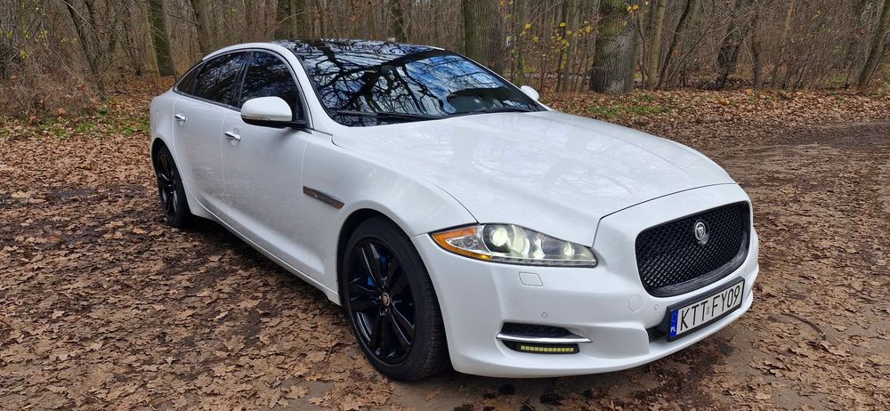 Jaguar XJ Jaguar XJ 3.0 V6 kompressor AWD Langversion Portfolio