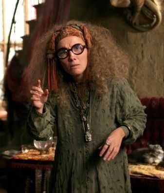 Harry Potter różdżka - właściciel: Sybilla Trelawney