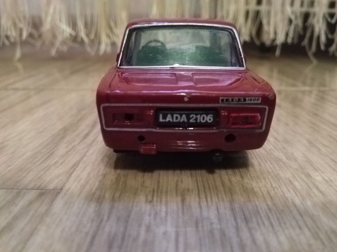 Машинка інерційна ВАЗ 2106 LADA колекція