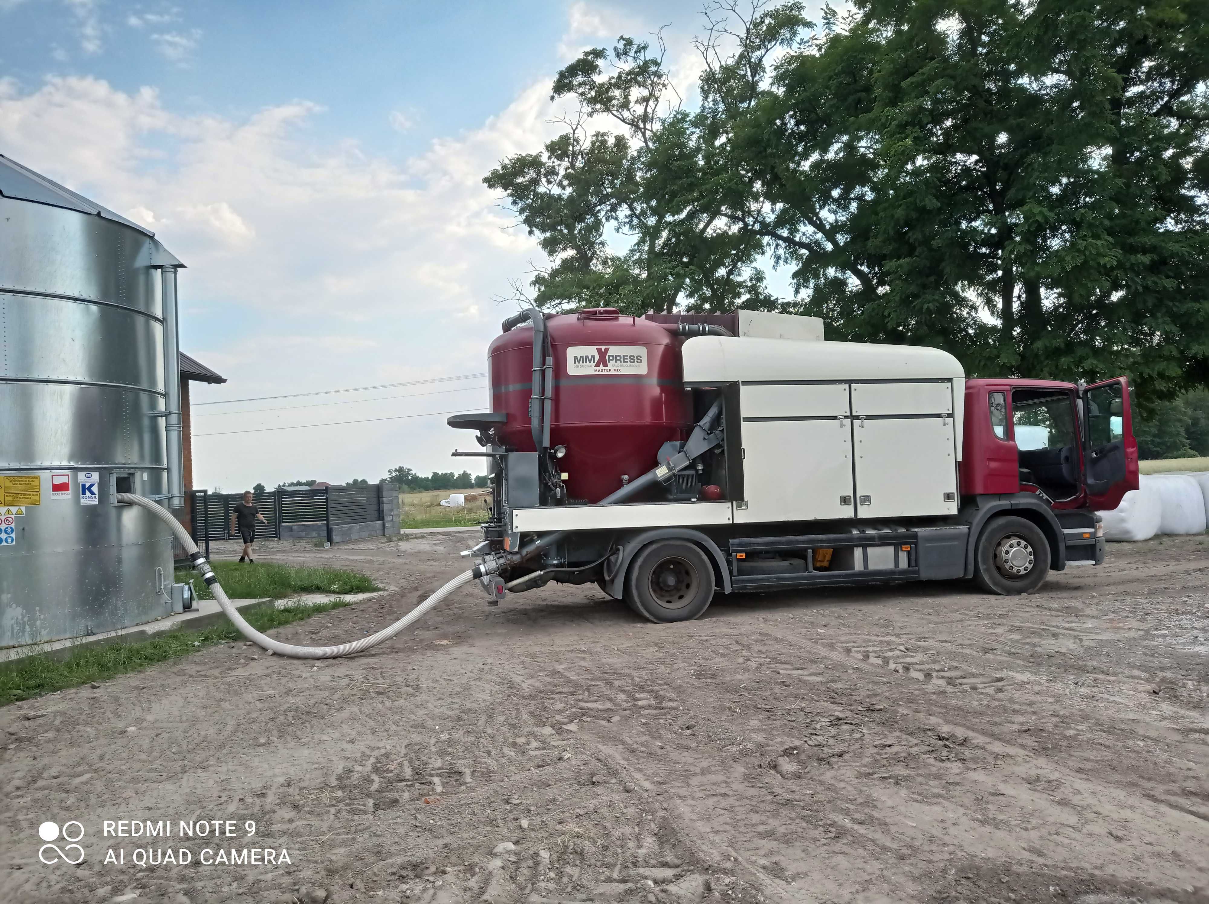 MOBILNA MIESZALNIA PASZ. Usługowe mieszanie pasz, śrutownik gniotownik