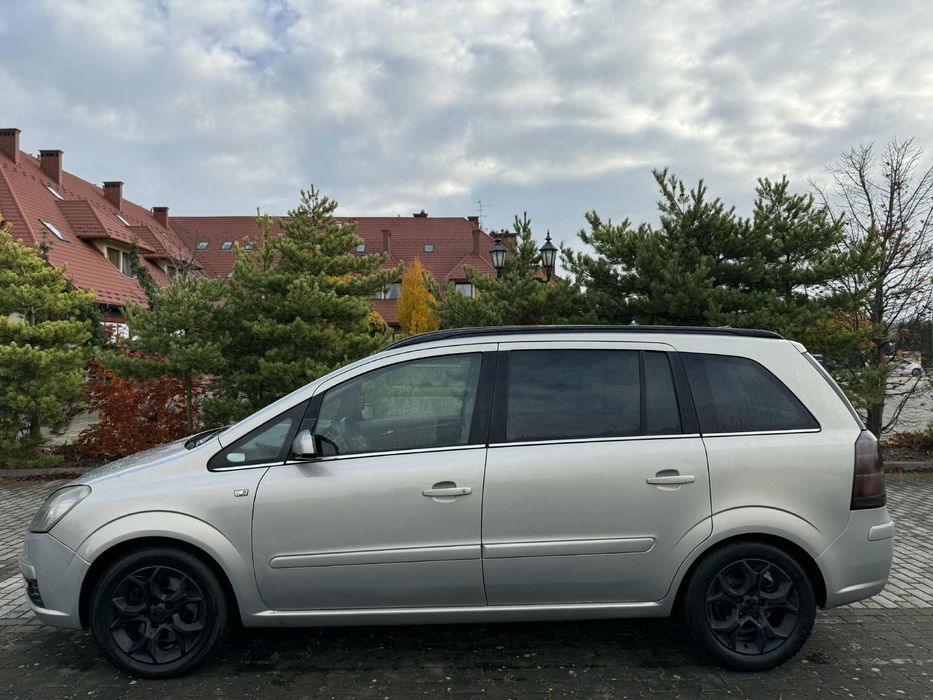 Zafira fajny stan