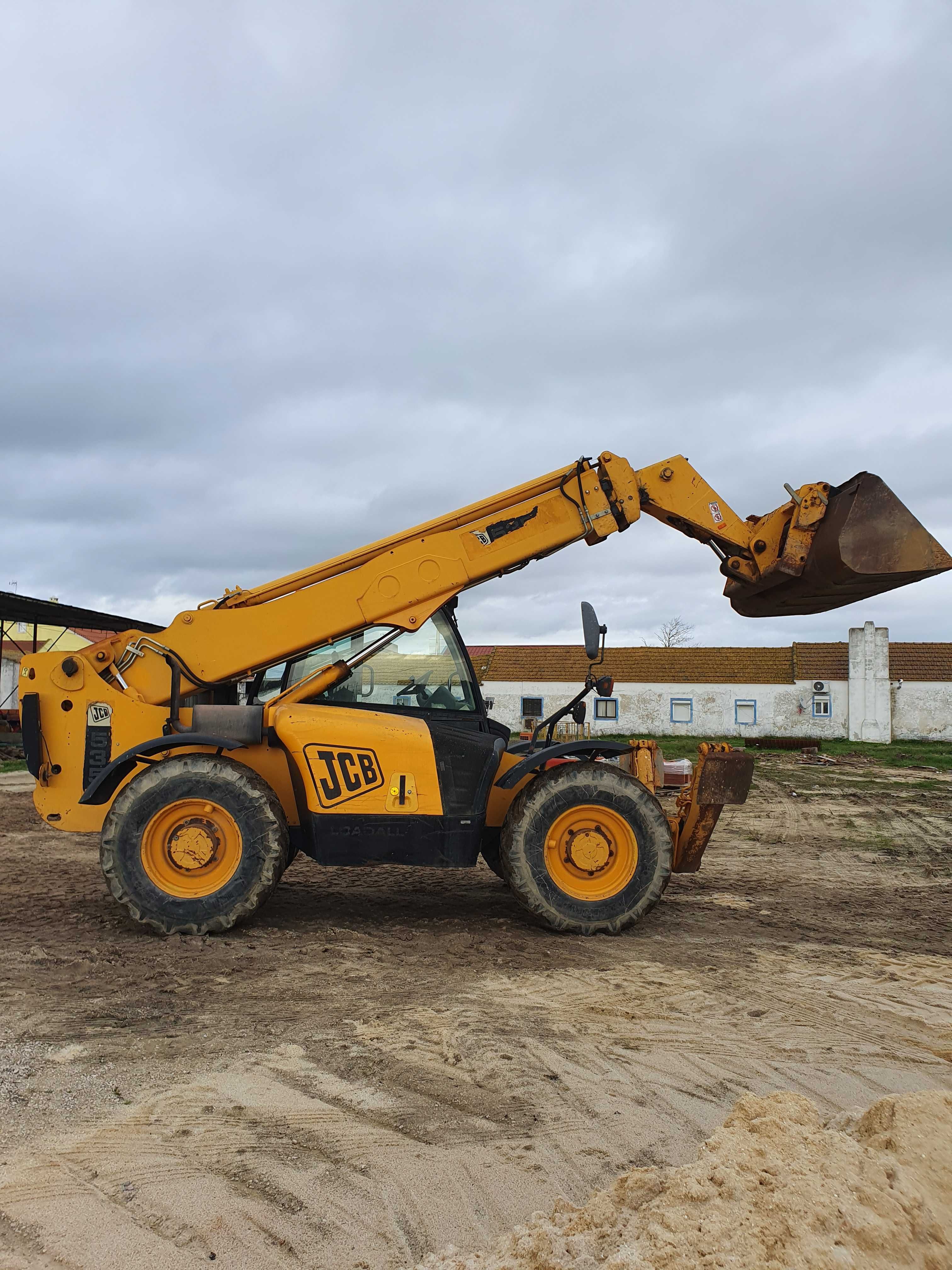 Jcb  535 multifunções telescópica TROCO por retro jcb