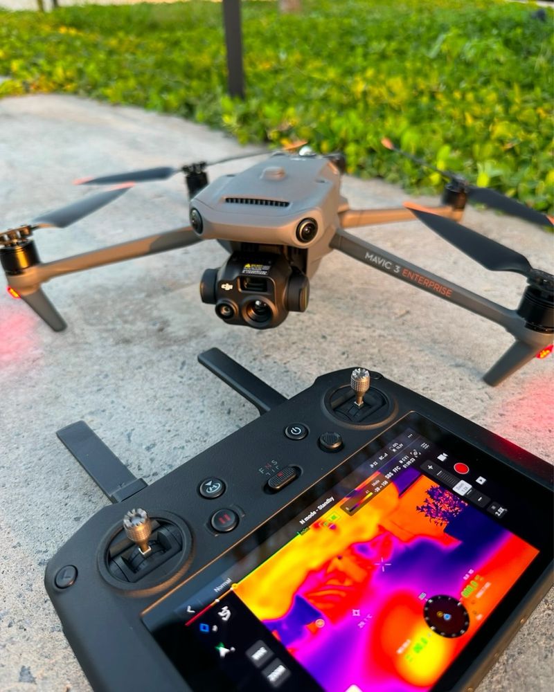 Квадрокоптер DJI Mavic 3E Enterprise