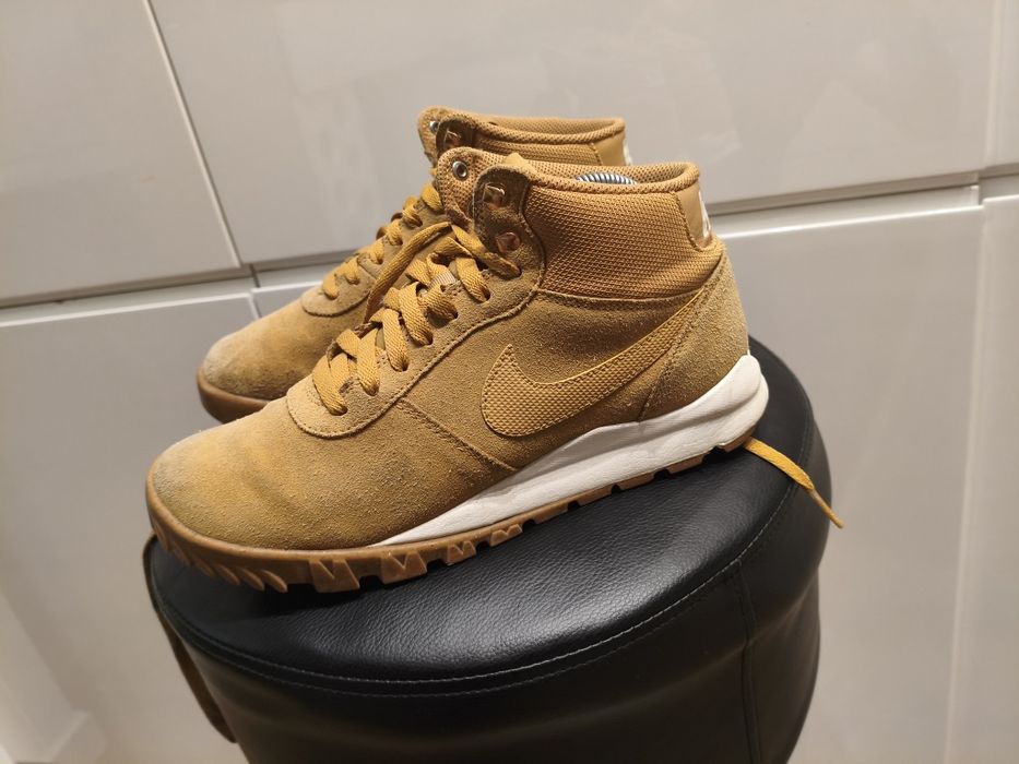 Nike  Hoodland Suede rozmiar 41