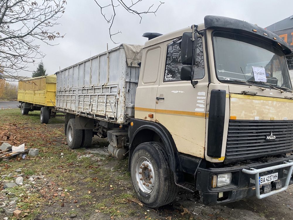 Продам MАЗ(бортовтй)