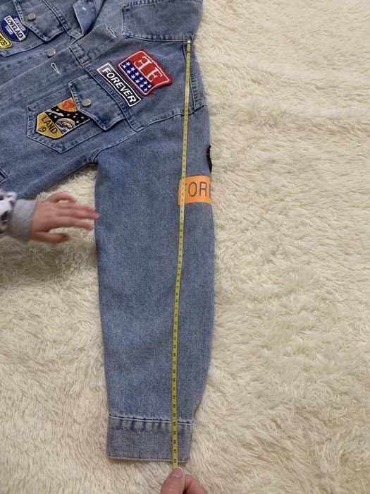 Продам джинсовую куртку