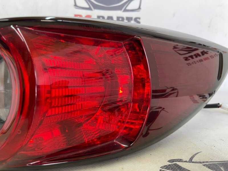 Фонарь наружный (в крыло) Mazda Cx-5 2018 год правый KB8A51150F