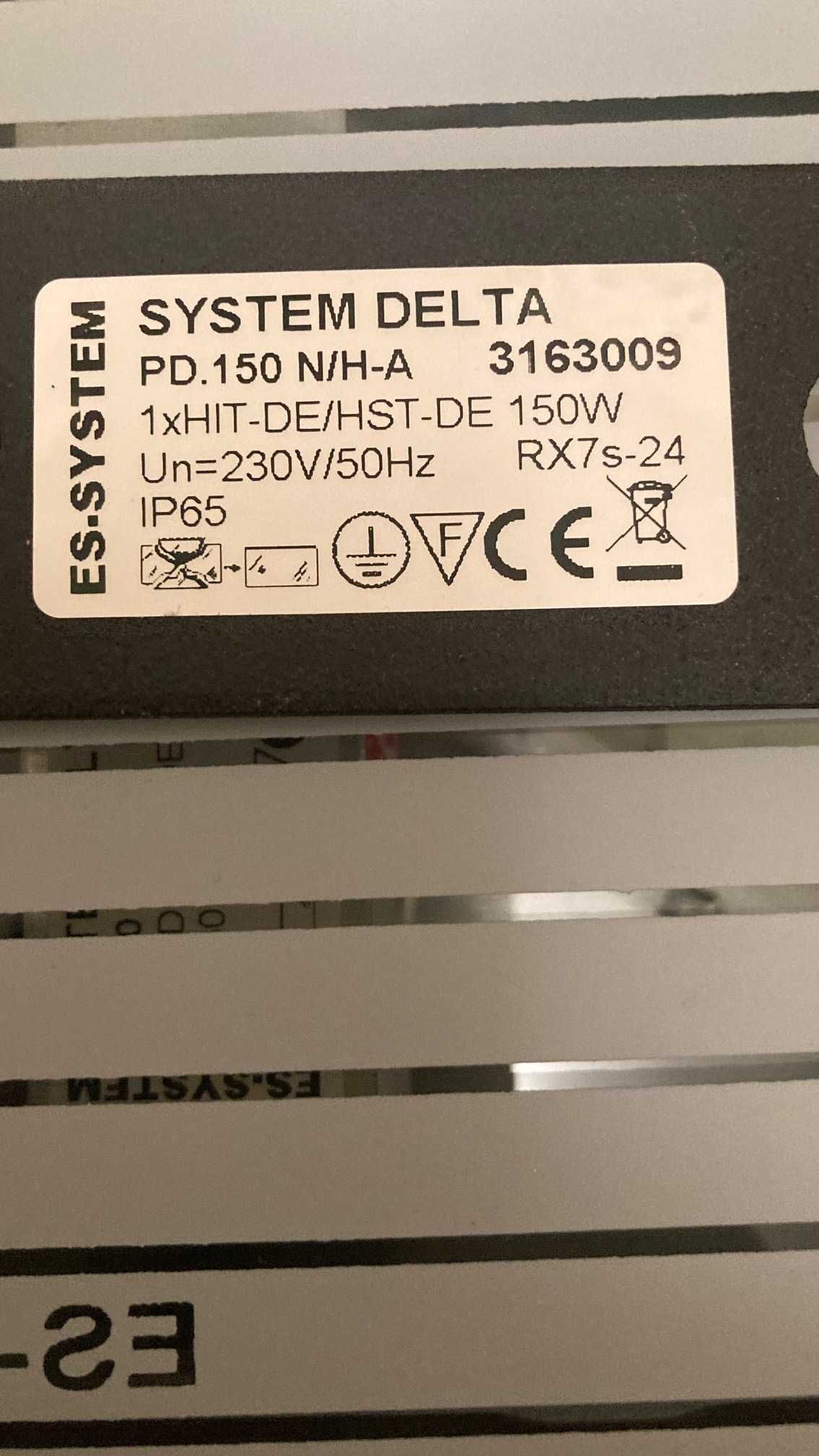 Lampa firmy  ES-SYSTEM typ SYSTEM DELTA  PD. 150 N/H-A
