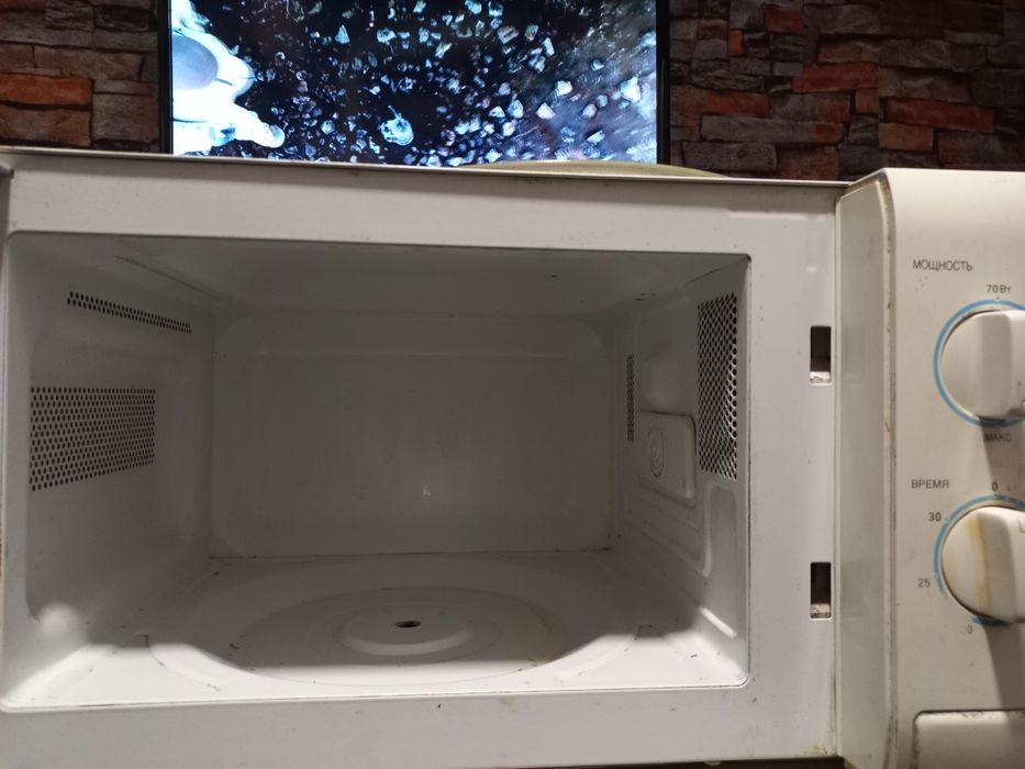 Брендовая микроволновая печь LG. Механика. Микроволновка. СВЧ.