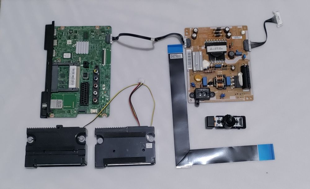 Samsung UE32H4000AW Podzespoły