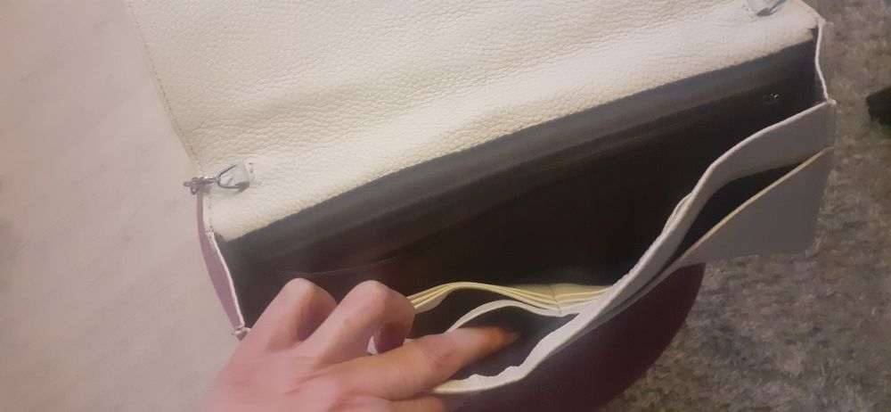 Сумка шкіряна Burberry