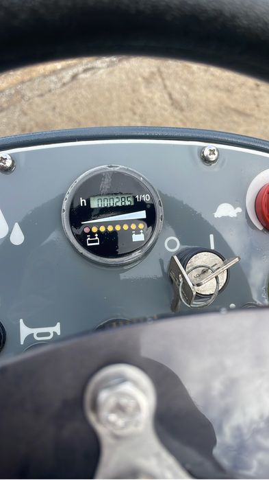 LAVADORA ASPIRADORA A BATERIAS NUMATIC CRL8055