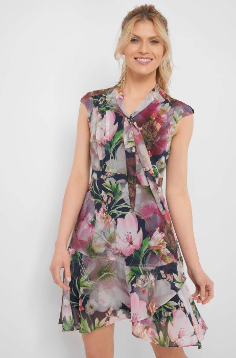 Szyfonowa sukienka w kwiaty z wiązaniem Orsay rozmiar 34 stan idealny