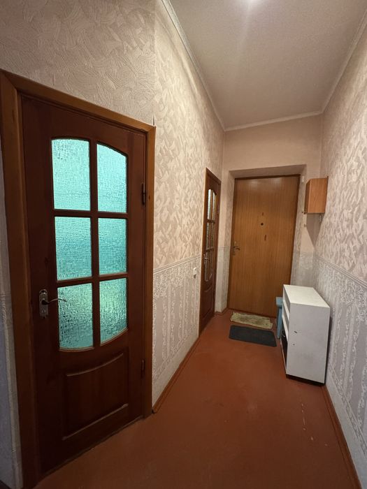 Продається 2 кімнатна в Центрі з автономним опаленням