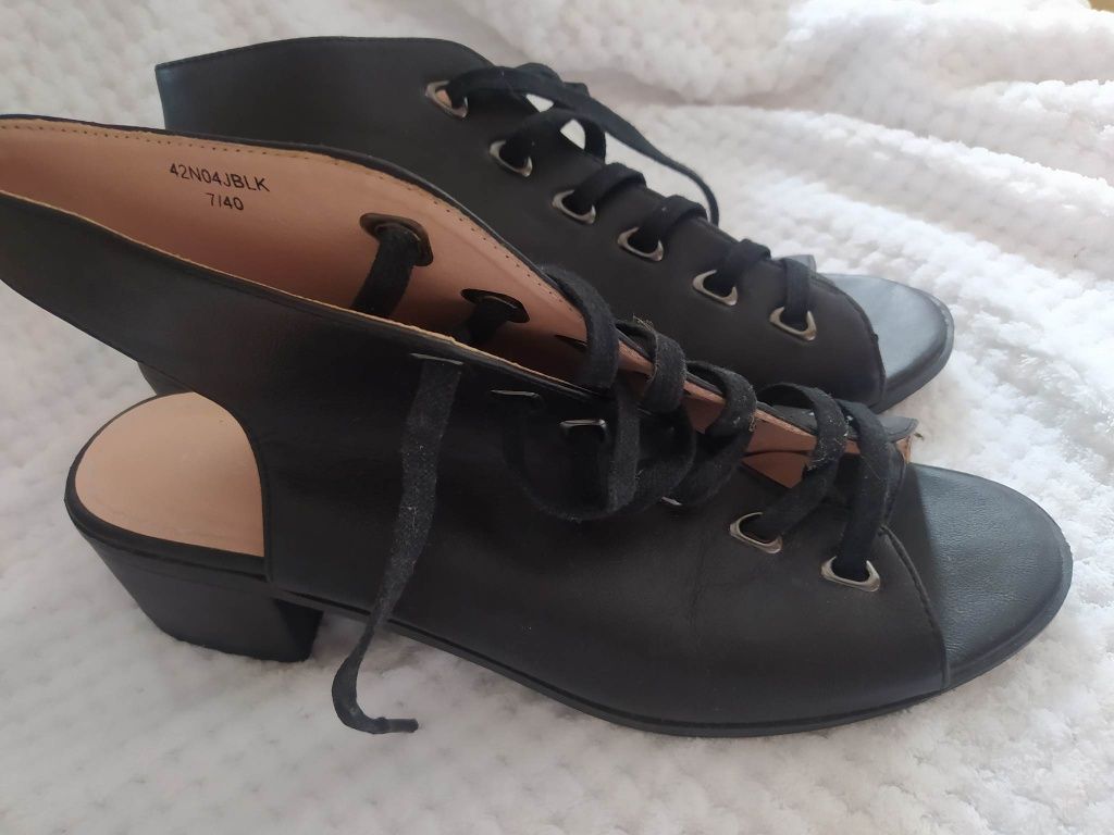 Buty damskie sandaly