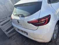 Clio v 2022 para peças