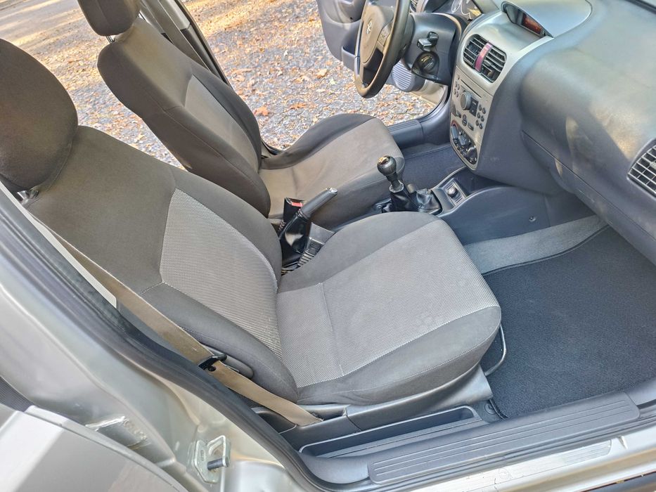 OPEL CORSA C 1.3 CDTI COM AR CONDICIONADO EXCELENTE ESTADO GERAL