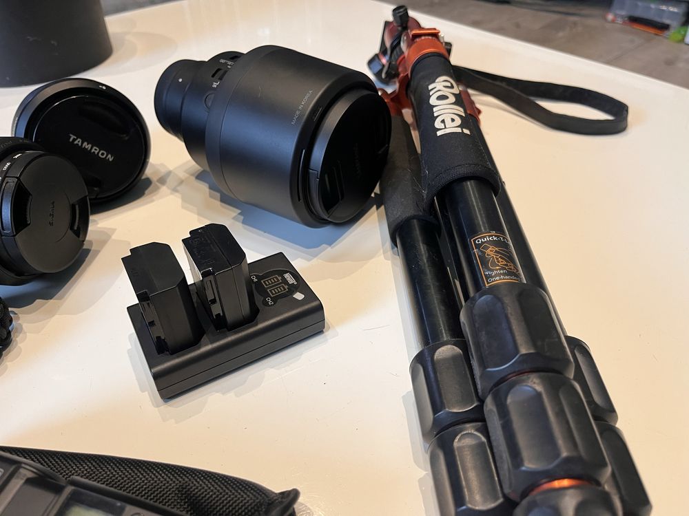 Sony A7III obiektywy i akcesoria stan idealny