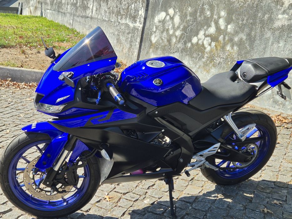 Yamaha yzf r como nova