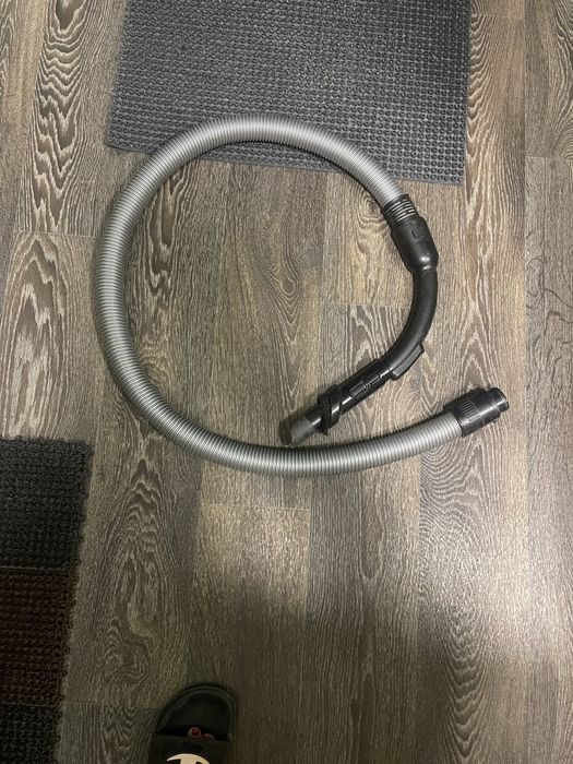 Шланг для пылисоса .