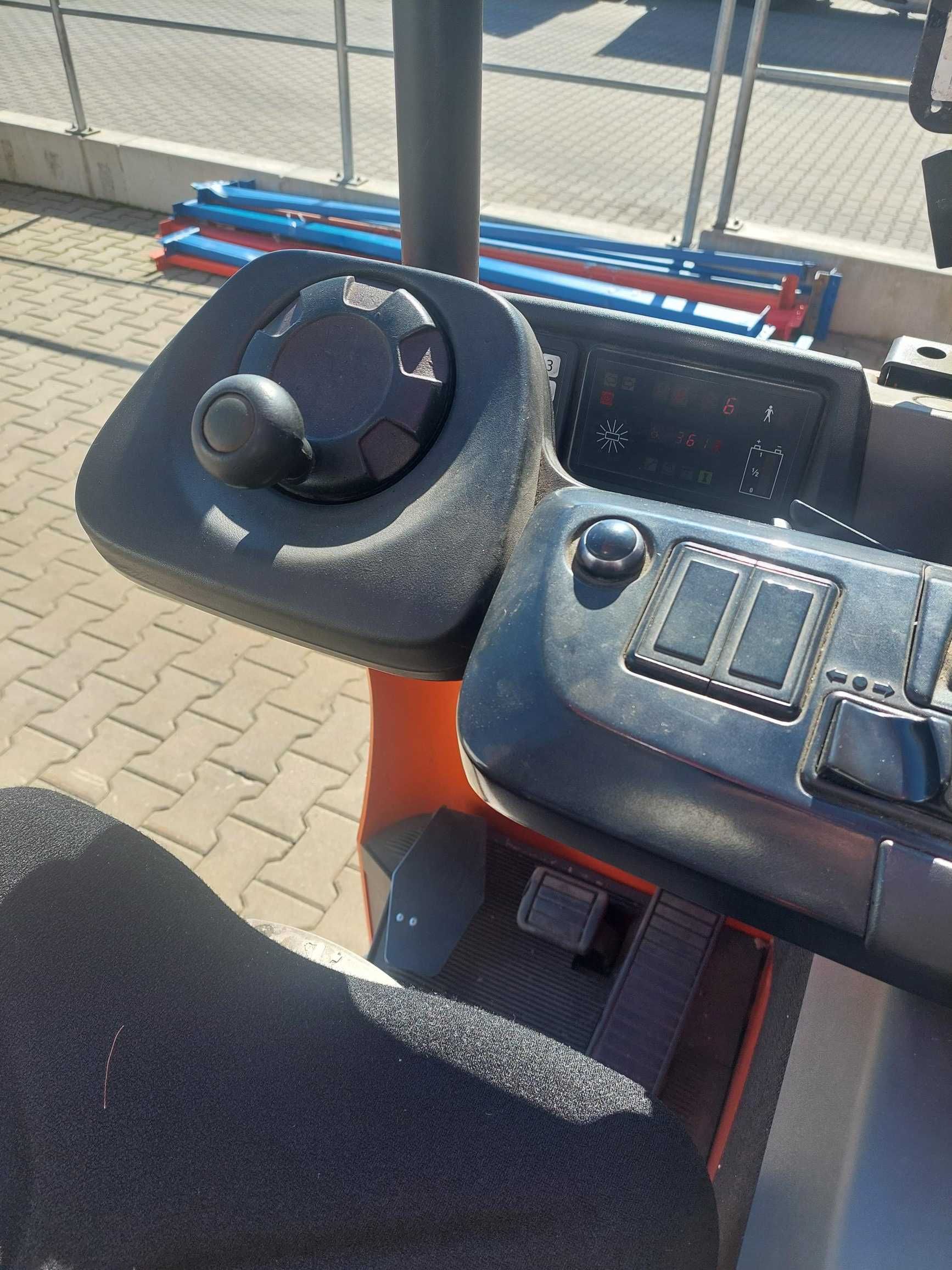 Sprzedam wózki widłowe RRE 160M 2 szt.