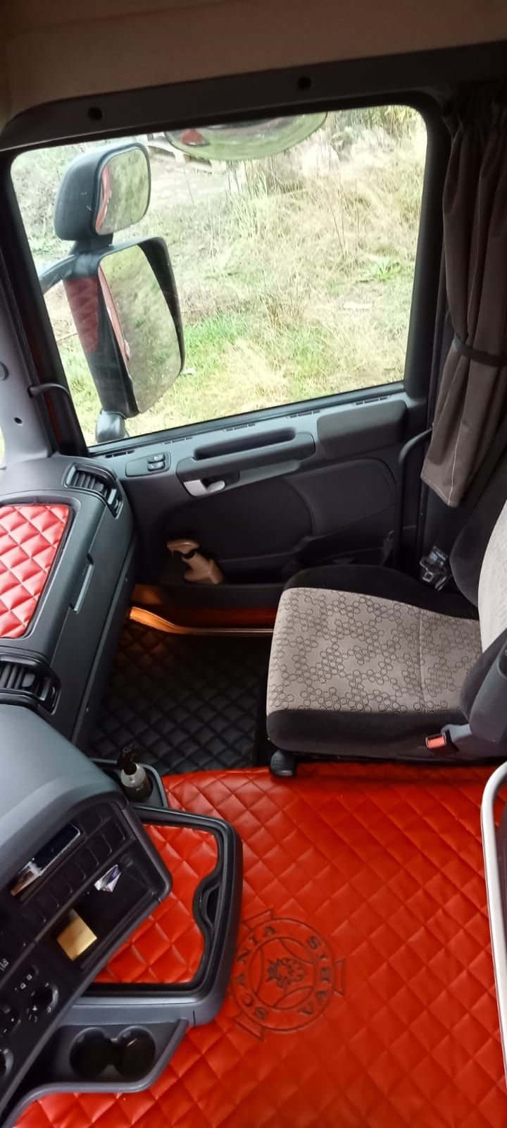 Scania lowdeck R450