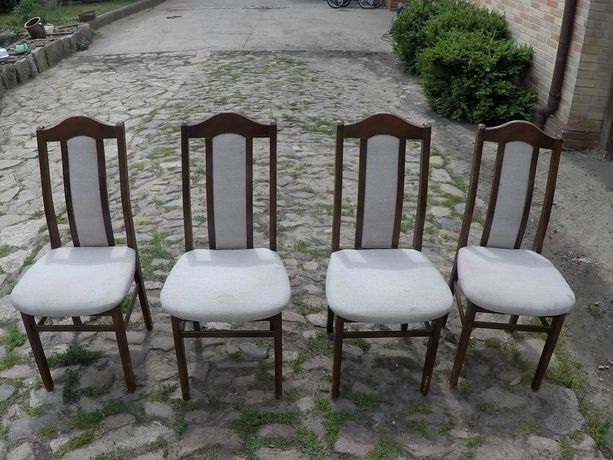 sprzedam 4 krzesła
