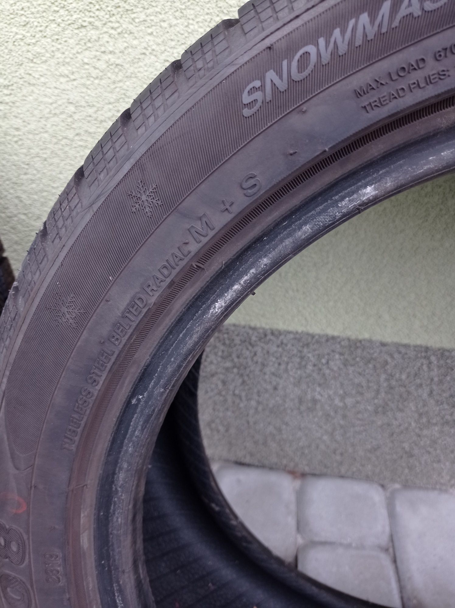 opony zimowe  M+S  225/45R17  rok 2019