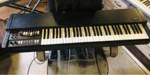 Korg CX-3 - orgao clonewheel de 1979